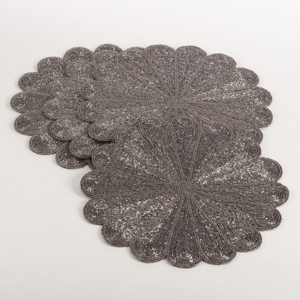 SARO 201.PW15R 15 in. Round Flower Design Beaded Placemat  Pewter - Set of 4
