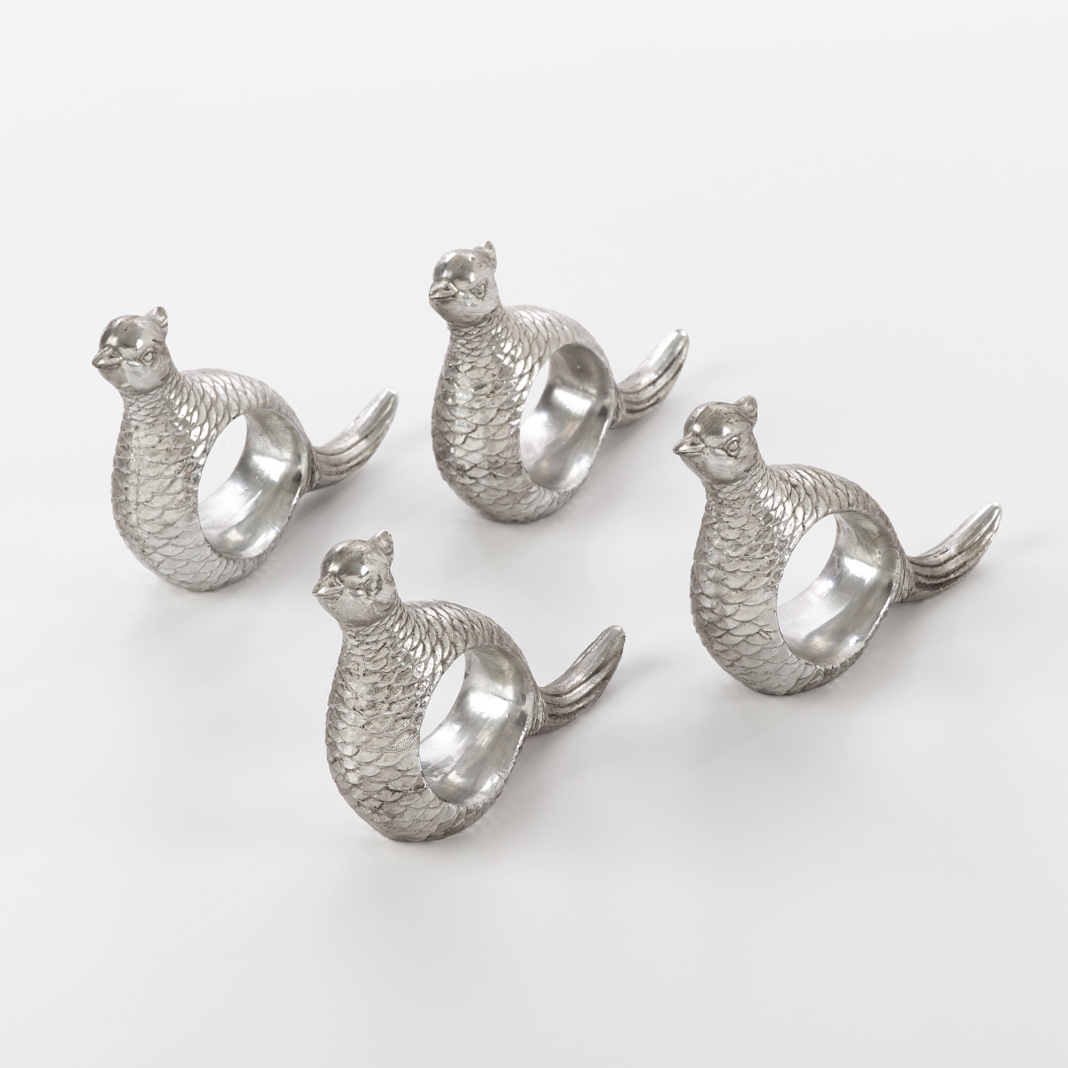Picture of SARO NR809.S Quail Pheasant Design Napkin Ring  Silver - Set of 4