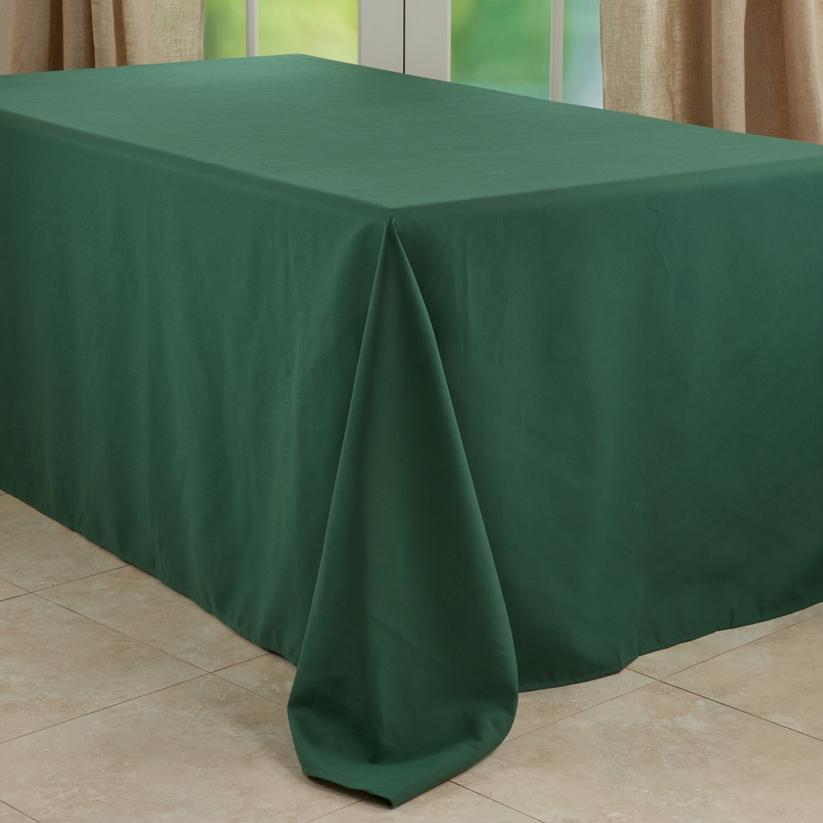Picture of Saro 321.JG90156B 90 x 156 in. Casual Design Everyday Oblong Tablecloth