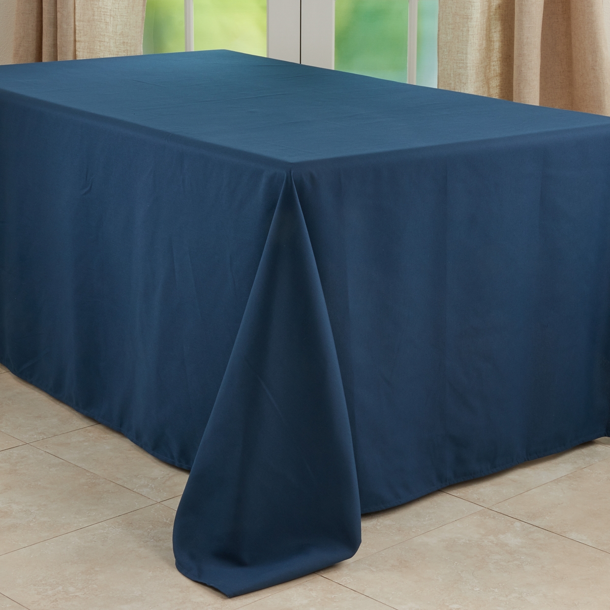 Picture of Saro 321.NB90156B 90 x 156 in. Casual Design Everyday Oblong Tablecloth, Navy Blue