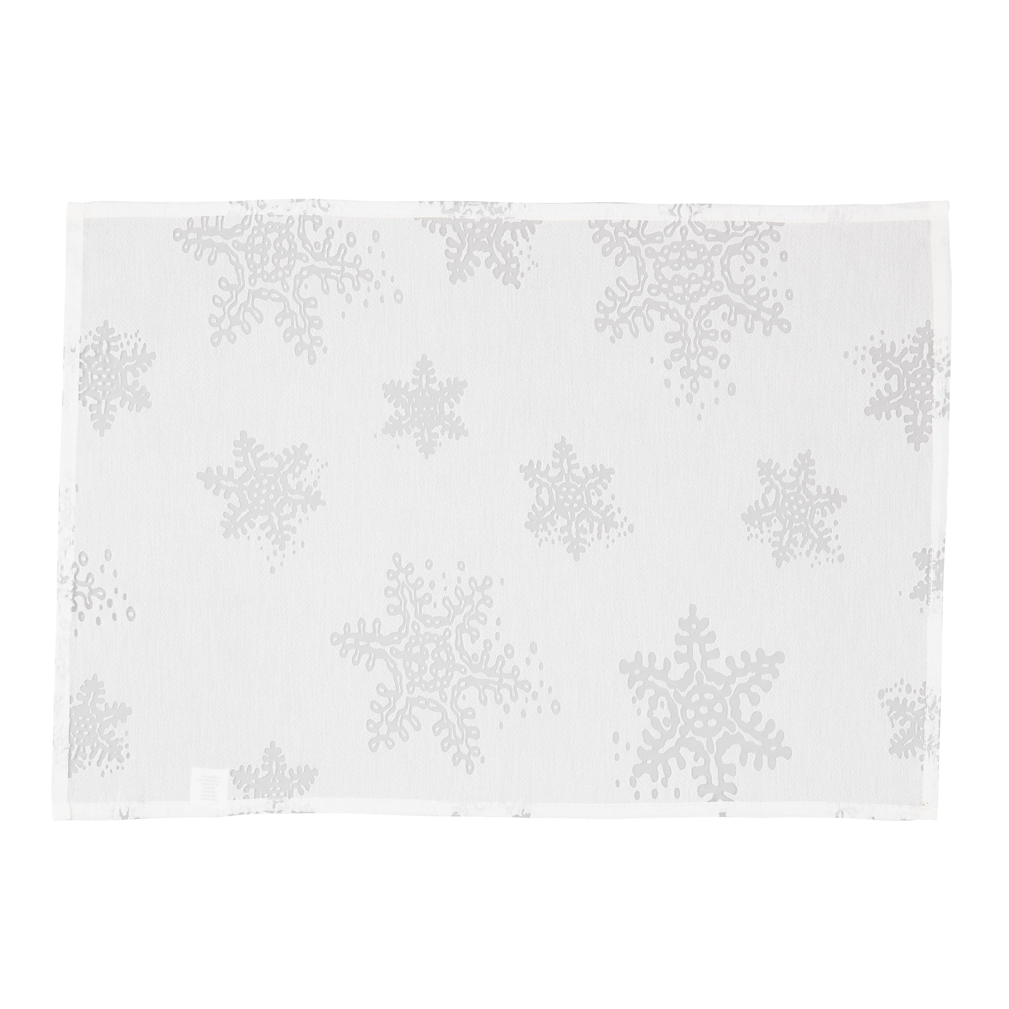 Picture of Saro Lifestyle 8000.W1420B 14 x 20 in. Burnout Snowflake Design Oblong Placemat, White - Set of 4