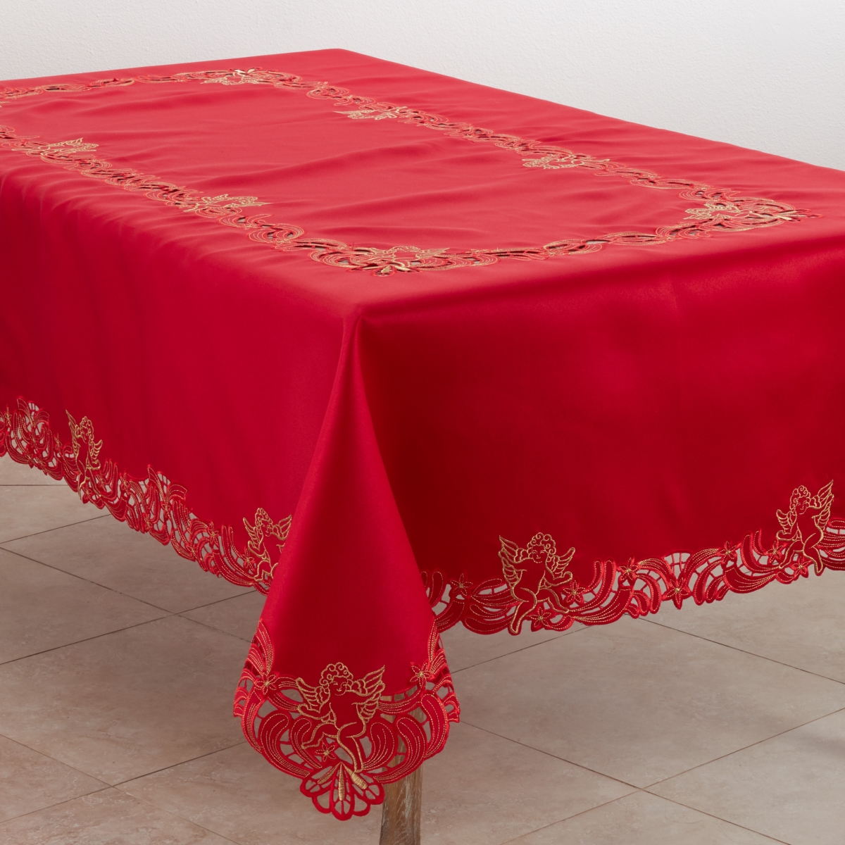 Picture of Saro Lifestyle 412.R65140B 65 x 140 in. Embroidered Cupid Design Tablecloth, Red