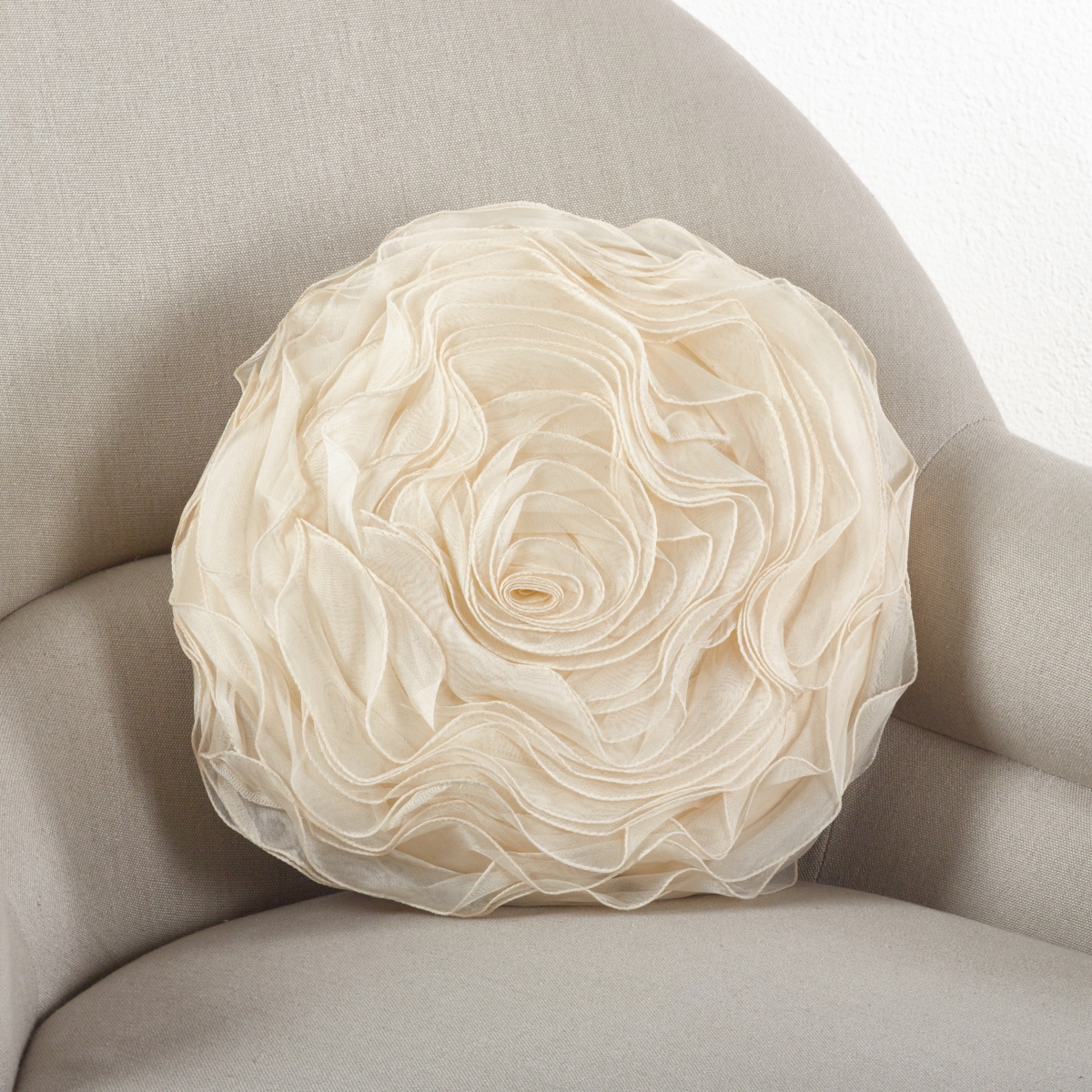 SARO  16 in. Round Rose Design Poly Filled Pillow - Chocolate