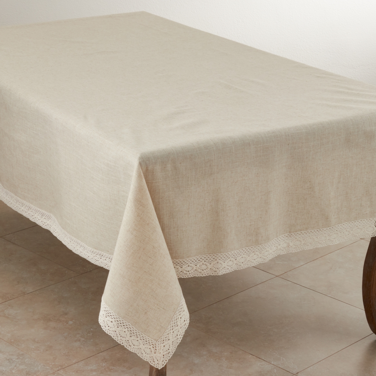 Picture of Saro Lifestyle 931.N70180B 70 x 180 in. Classic Lace Border Tablecloth, Natural