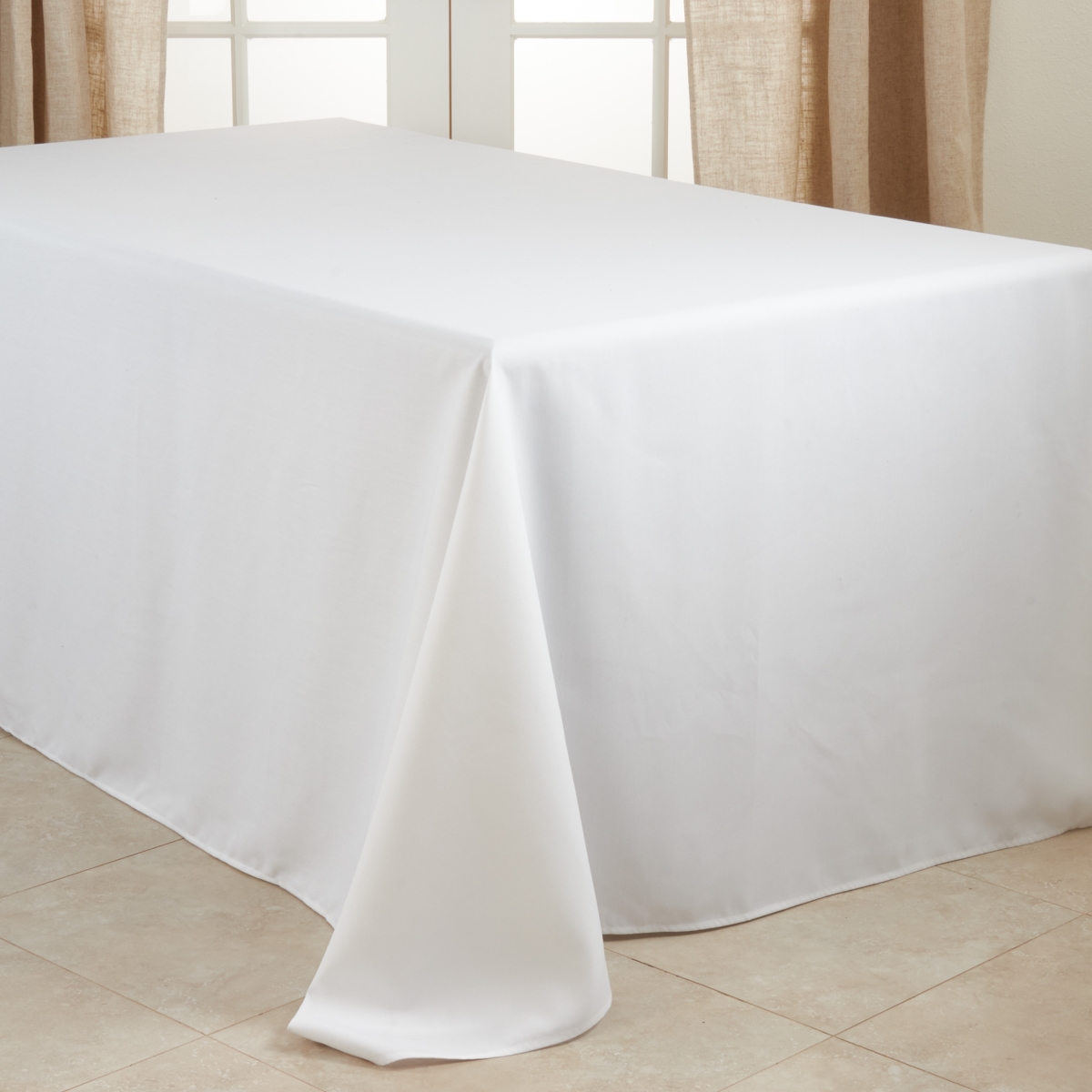 Picture of Saro Lifestyle 321.W90108B 90 x 108 in. Casual Design Everyday Tablecloth, White