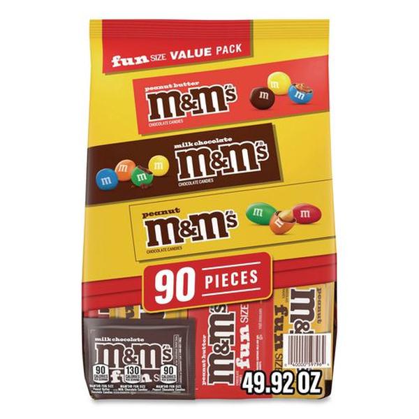 GRR22002630 Milk Chocolate44 Peanut  Peanut Butter Fun Size Variety Pack44 Assorted Flavors  90 Count