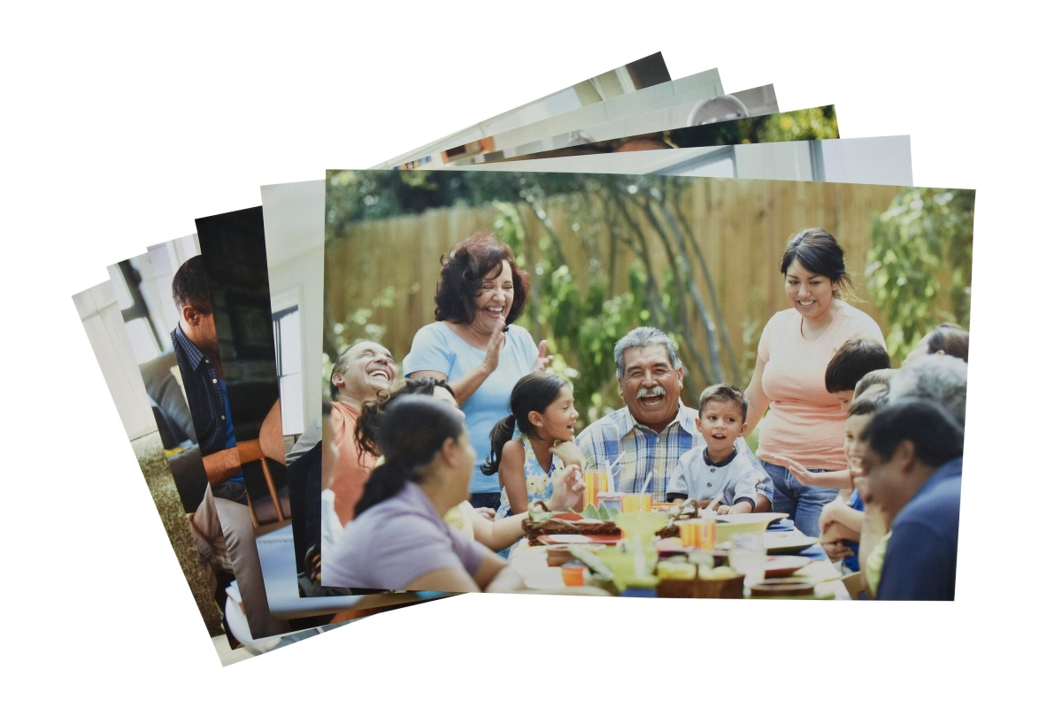 Picture of Childcraft 2091324 11 x 17 in. Diverse Family Posters