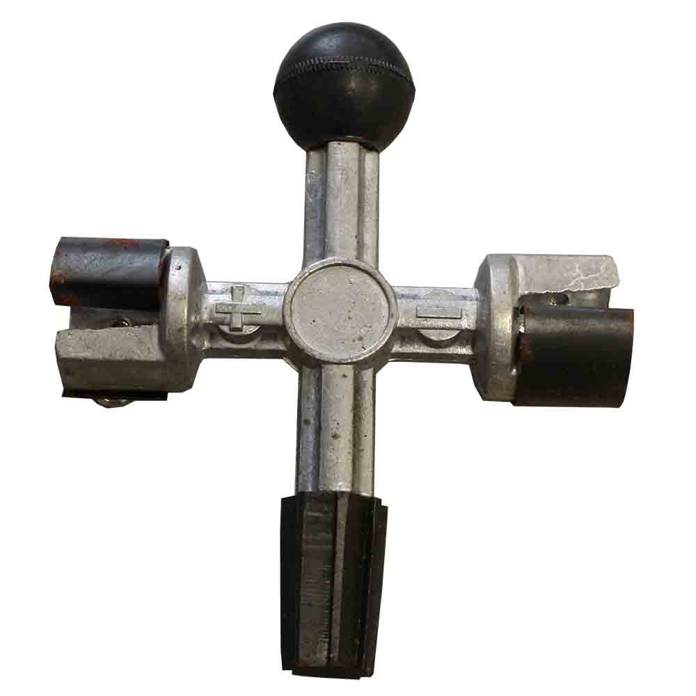3 Way Cleaning & Cutting Tool