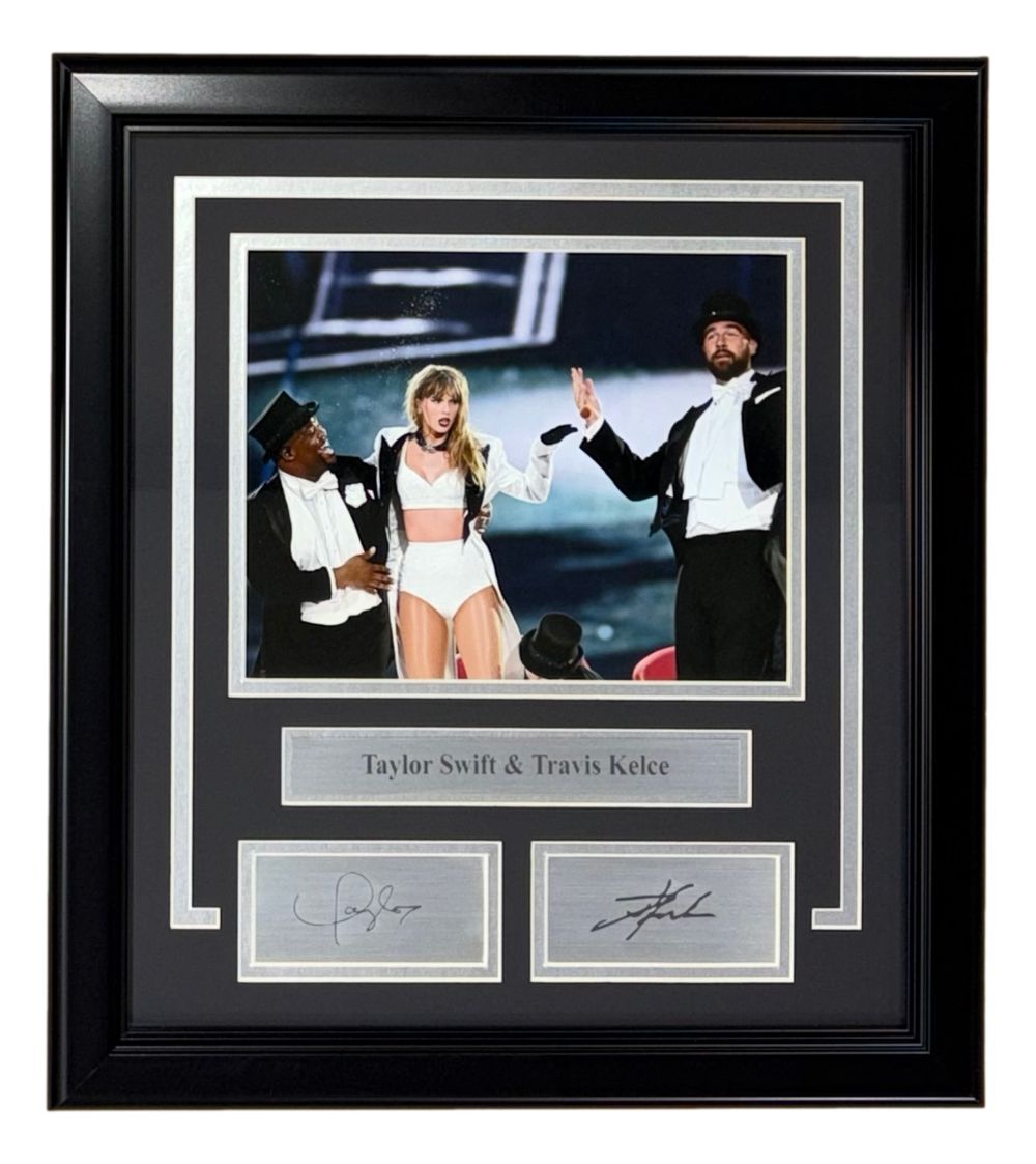 59017 Taylor Swift Travis Kelce Framed 8 x 10 in. Concert Photo with Laser Engraved Signatures