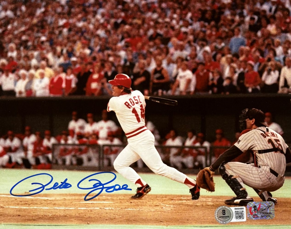 60854 Pete Rose Signed 8 x 10 in. Cincinnati Reds Photo BAS