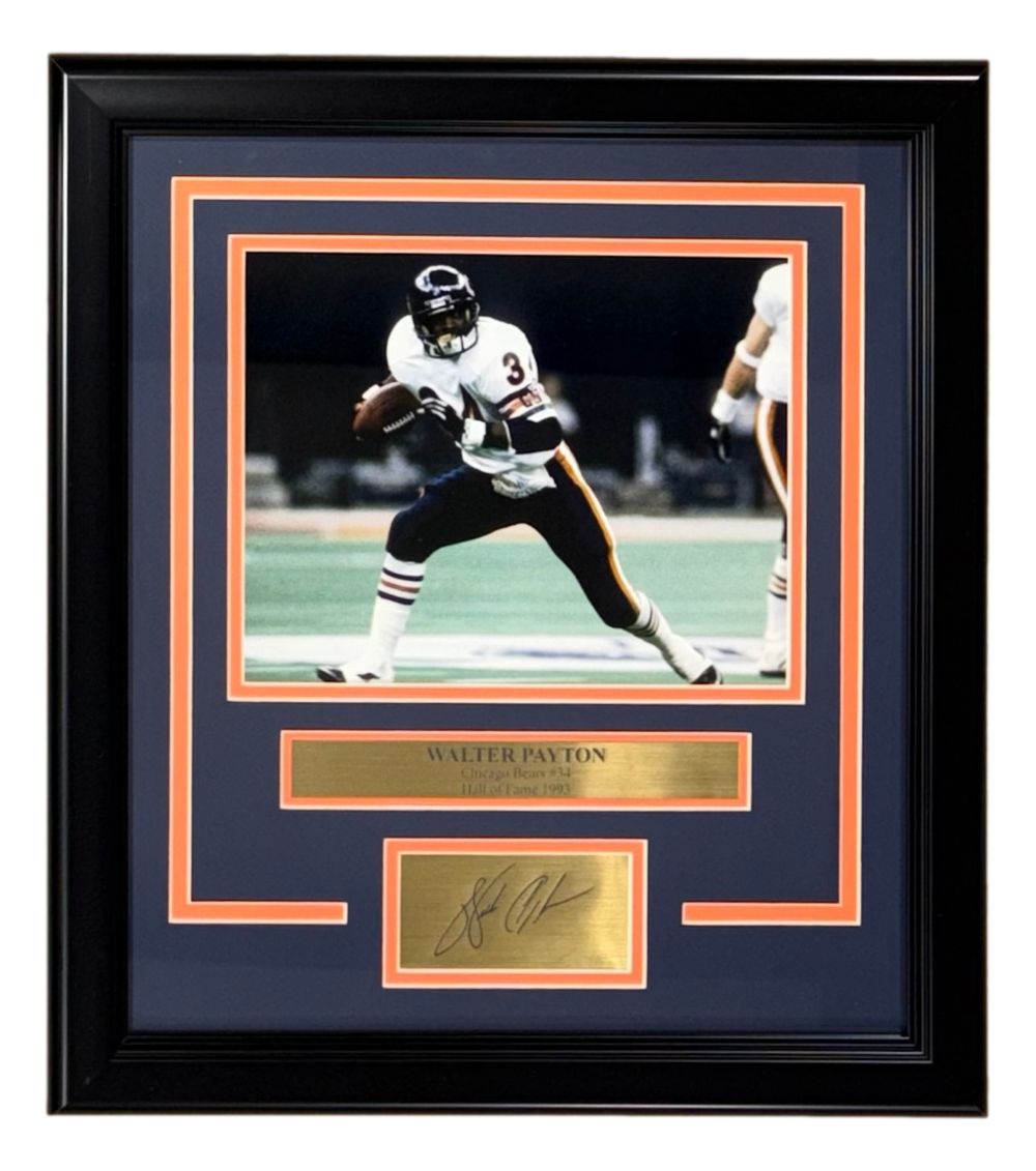 59555 Walter Payton Framed 8 x 10 in. Chicago Bears Photo with Laser Engraved Signature