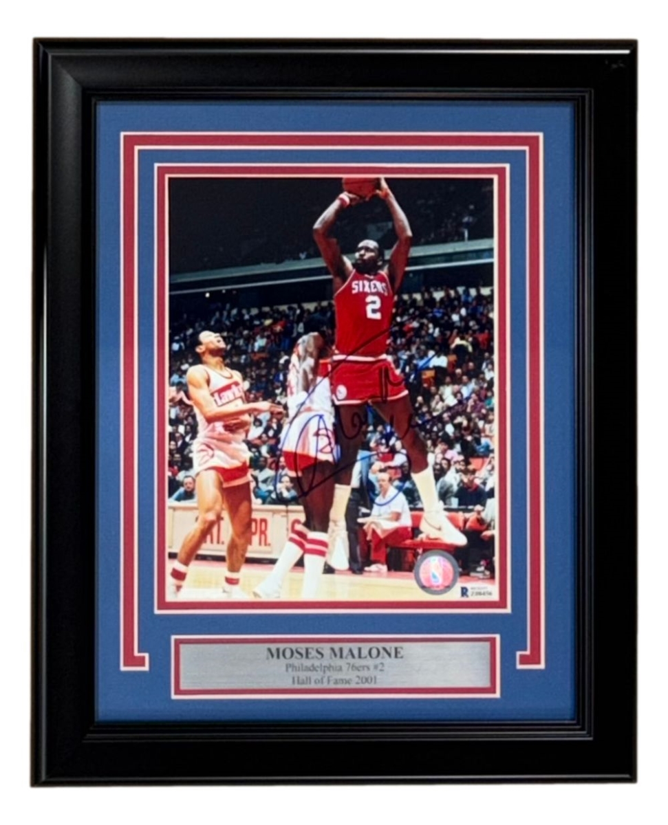 58966 Moses Malone Signed Framed 8 x 10 in. Philadelphia 76ers Photo BAS