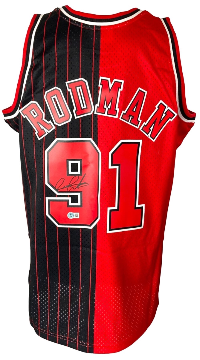 53747 Dennis Rodman Signed Chicago Bulls 1995-96 M&N HWC Swingman Jersey BAS ITP