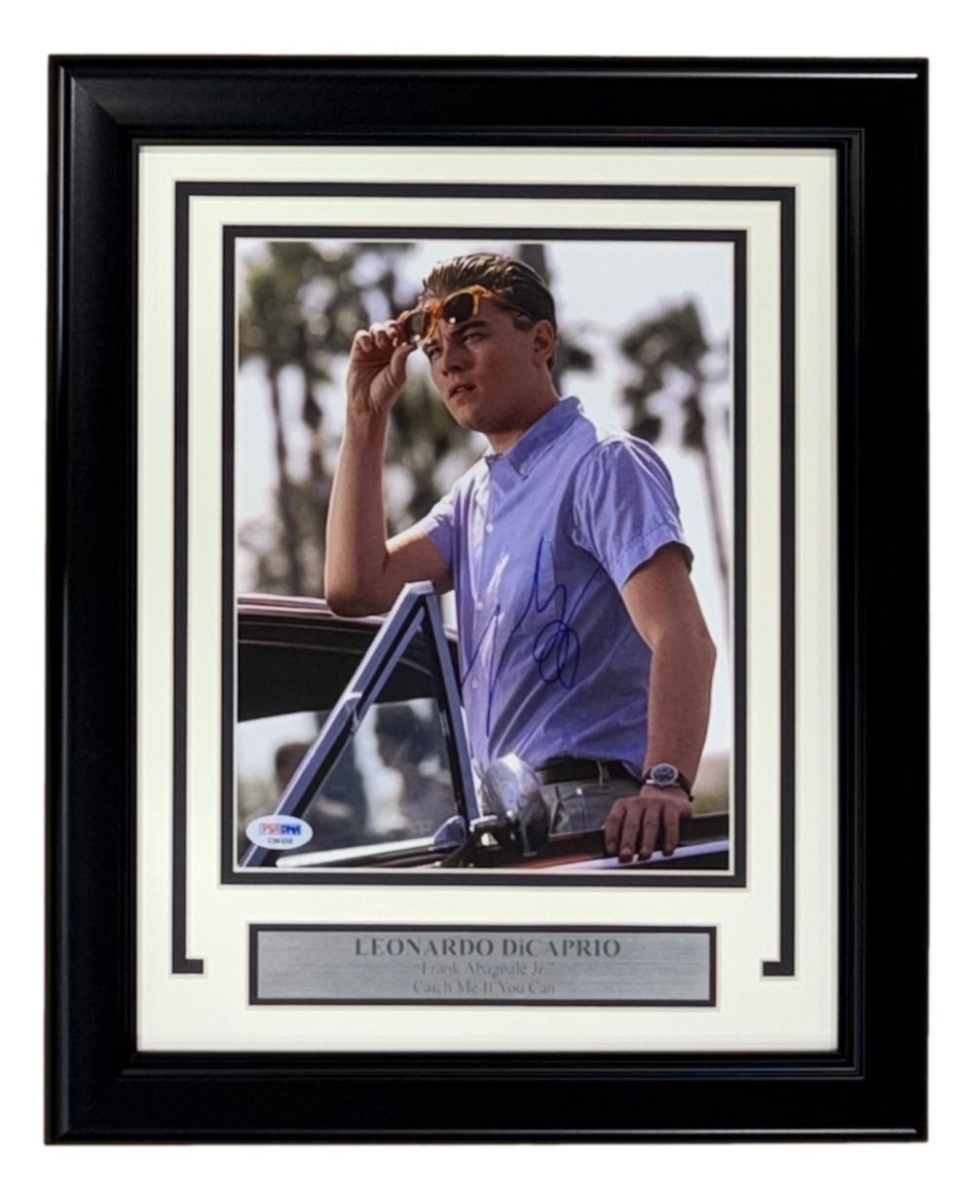 61838 Leonardo DiCaprio Signed Framed 8 x 10 in. Catch Me If You Can Photo PSA & DNA