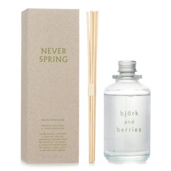 Picture of Bjork & Berries 314806 6.76 oz Never Spring Reed Diffuser