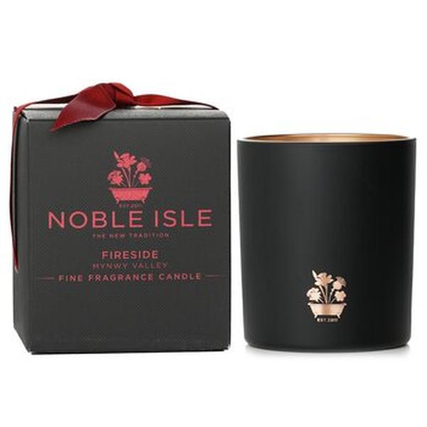 Picture of Noble Isle 331490 7.05 oz Fireside Fine Fragrance Candle