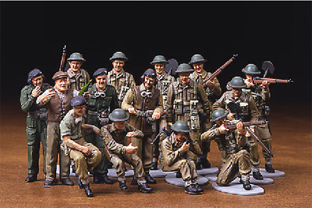TAM-32526 1 by 48 WWII British Infantry