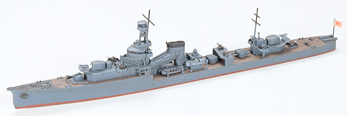 TAM-31319 1 by 700 IJN Yubari Light Cruiser Waterline