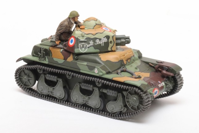 TAM-35373 1 by 35 French R35 Light Tank