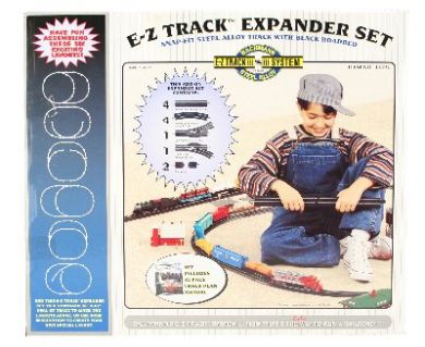 BAC-44494 HO Steel E-Z Track Layout Expander Set on Black Roadbed