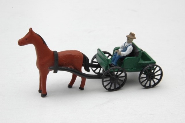 JLI-337 HO Open Buggy with Horse & Driver