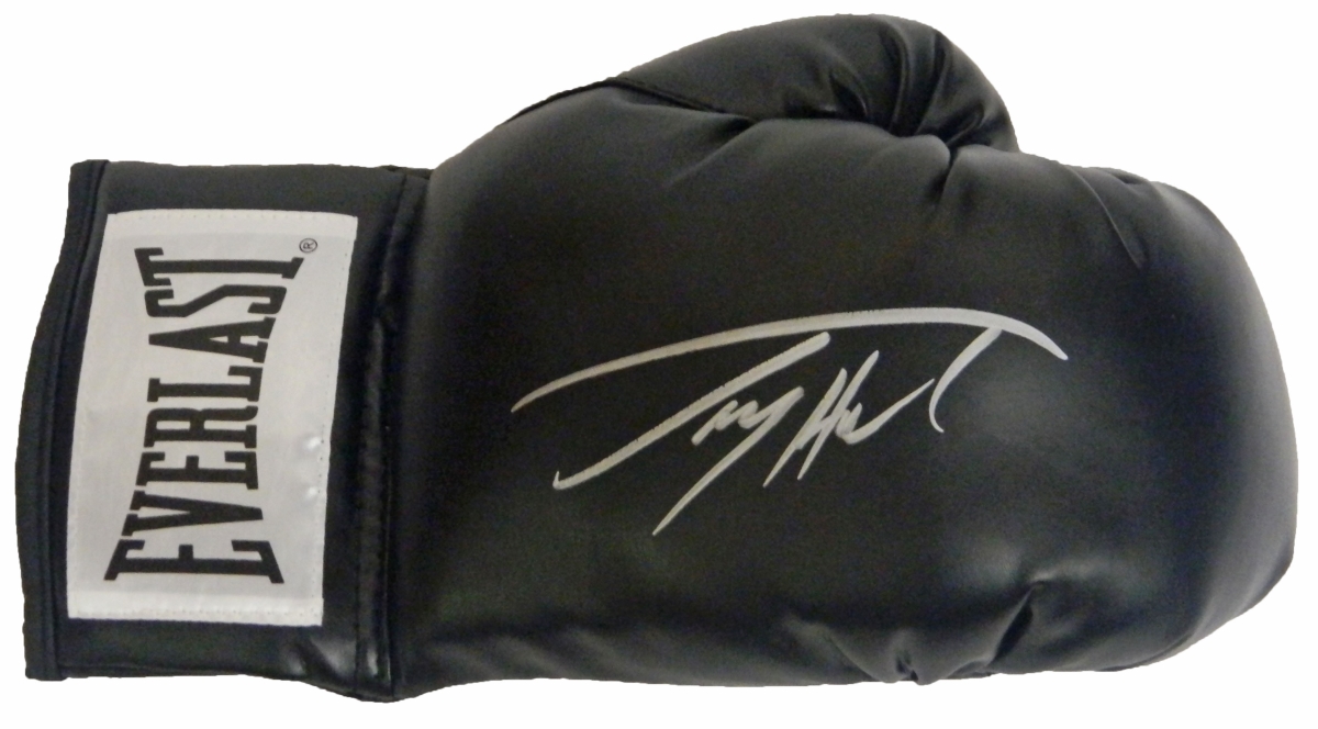 HOLGLV504 Larry Holmes Signed Everlast Black Boxing Glove