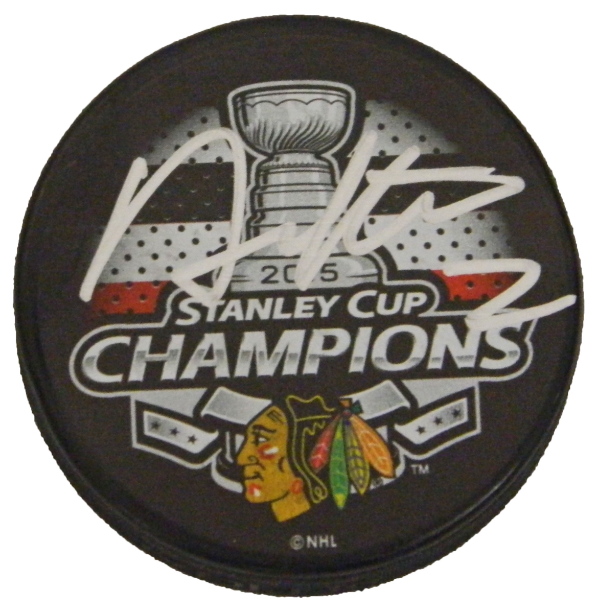 KEIPUC401 Duncan Keith Signed Chicago Blackhawks 2015 Stanley Cup Champs Logo Hockey Puck