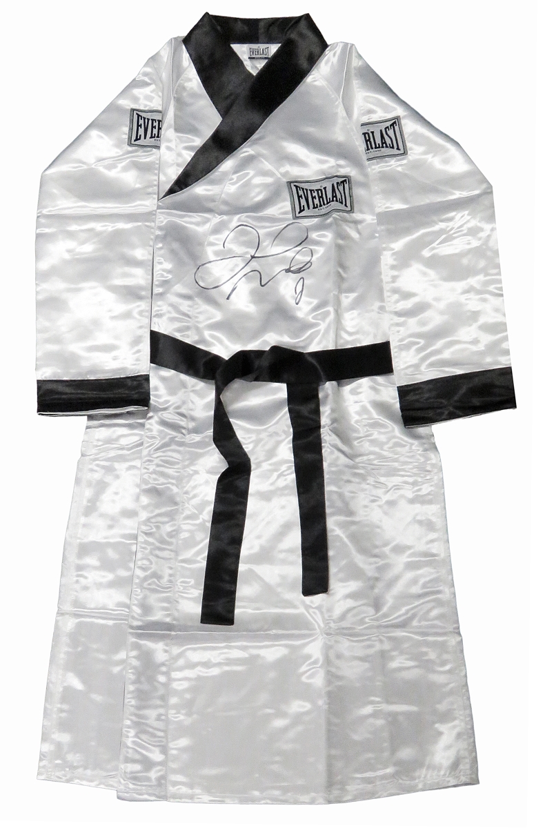 Floyd Mayweather Jr Signed Everlast White Boxing Robe