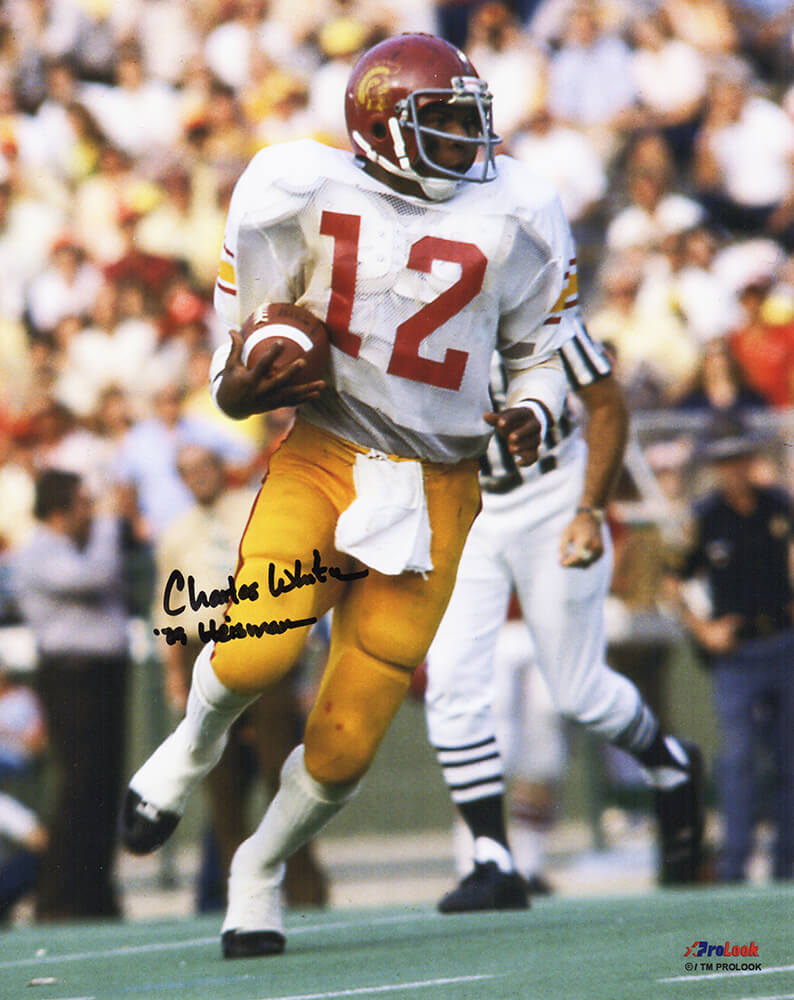 Picture of Schwartz Sports Memorabilia WHI08P323 NCAA Charles White Signed USC Trojans White Jersey Action 8 x 10 in. Photo with 79 Heisman in Black