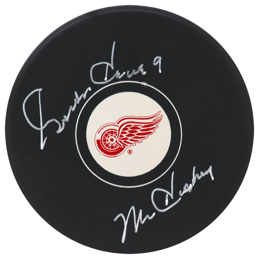 Picture of Schwartz Sports Memorabilia HOWPUC408 Gordie Howe Signed Detroit Red Wings Logo Hockey Puck with Mr. Hockey&#44; Beckett COA
