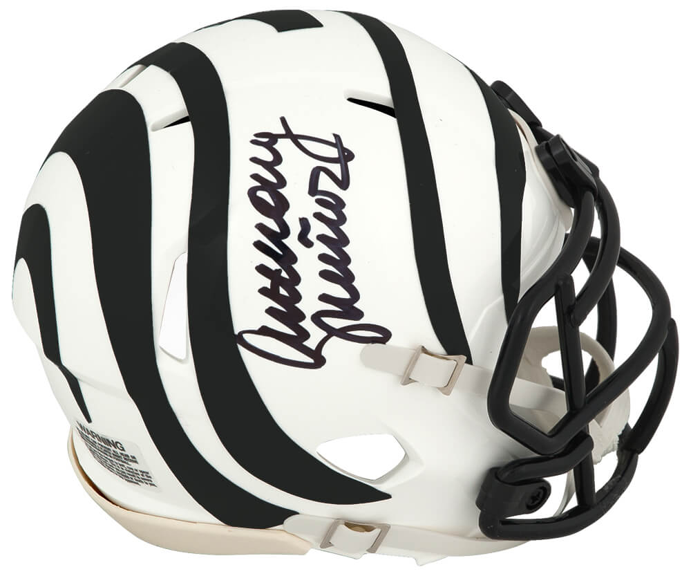 MUNMIN305 Anthony Munoz Signed Cincinnati Bengals Alternate White Riddell Speed Mini Helmet