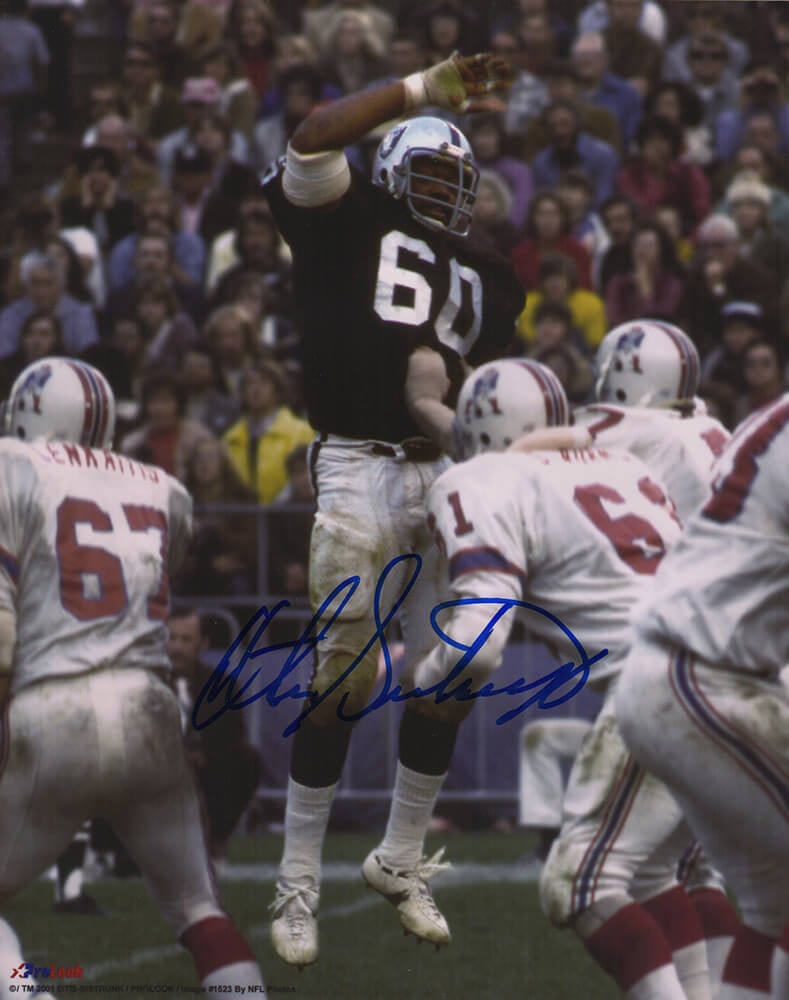 Picture of Schwartz Sports Memorabilia SIS08P303 8 x 10 in. Otis Sistrunk Signed Raiders VS Patriots Action Photo