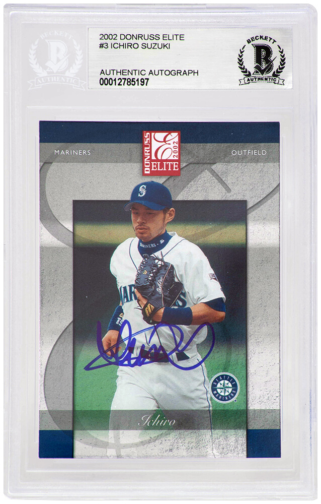 SUZCAR100 Ichiro Suzuki Signed Seattle Mariners 2002 Donruss Elite Baseball Trading Card No.3 Beckett Encapsulated