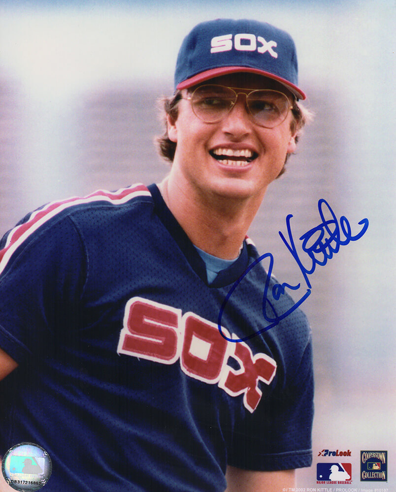 KIT08P101 8 x 10 in. Ron Kittle Signed Chicago White Sox Navy Jersey Close Up Photo