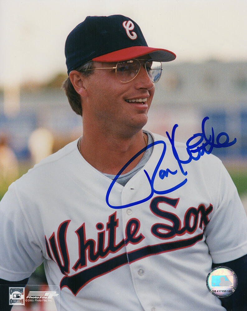 KIT08P102 8 x 10 in. Ron Kittle Signed Chicago White Sox Jersey Close Up Photo