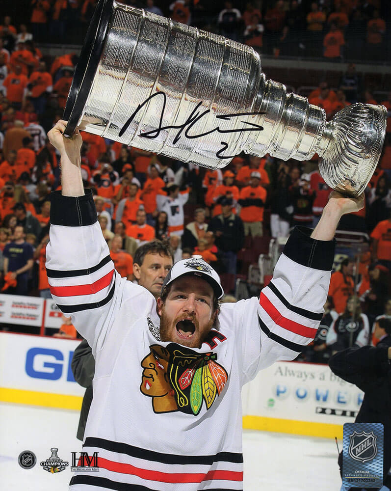 KEI08P403 8 x 10 in. Duncan Keith Signed Chicago Blackhawks 2015 Stanley Cup Holding Trophy Photo
