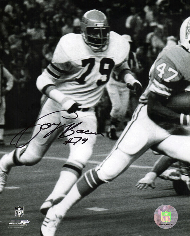 BAC08P300TW 8 x 10 in. Coy Bacon Signed Cincinnati Bengals Black & White Action Photo
