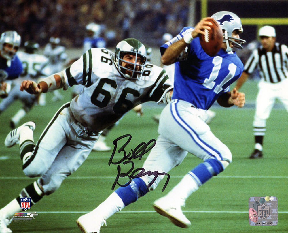 BER08P312TW 8 x 10 in. Bill Bergey Signed Philadelphia Eagles vs Lions Action Photo