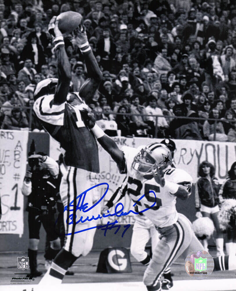 CAR08P340 8 x 10 in. Harold Carmichael Signed Philadelphia Eagles Catching Football Black & White Photo