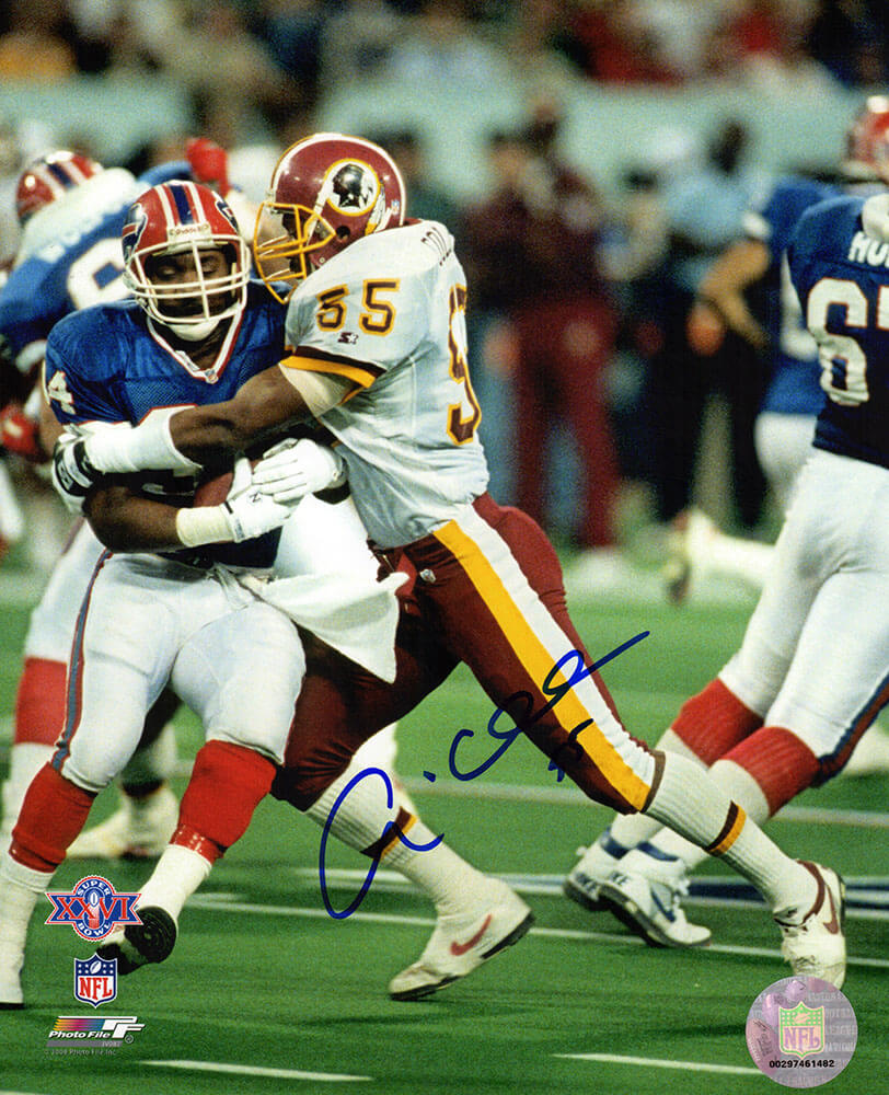 COL08P327TW 8 x 10 in. Andre Collins Signed Washington Football Team Super Bowl XXVI Tackle Action Photo