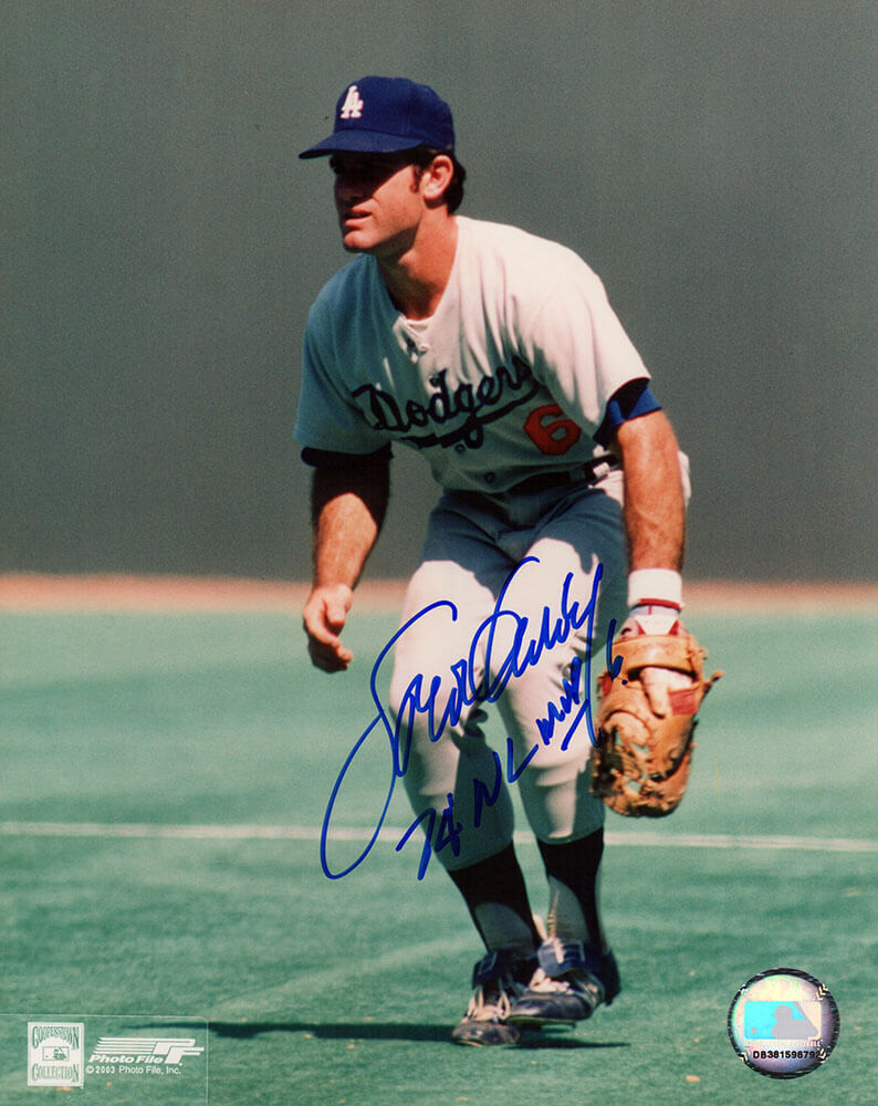 GAR08P131 8 x 10 in. Steve Garvey Signed Los Angeles Dodgers Fielding Photo with 74 NL MVP