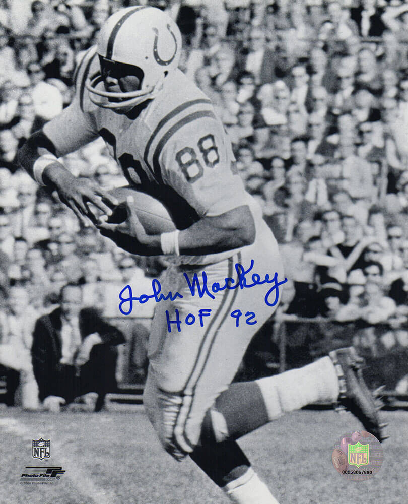 MAC08P332TW 8 x 10 in. John Mackey Signed Indianapolis Colts Black & White with Football Photo with HOF-92