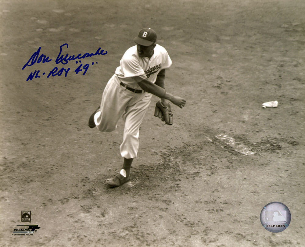 08P112TW 8 x 10 in. Don  combe Signed Brooklyn Dodgers Black & White Pitching Photo with NL ROY 49