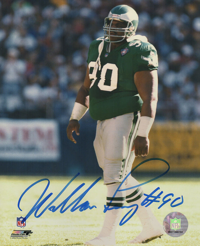 PER08P308 8 x 10 in. William Perry Signed Philadelphia Eagles Green Jersey Standing Photo