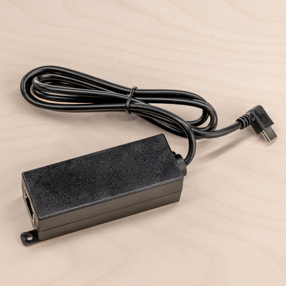 T519 Poe Texas PoE to USB-C Power & Data Adapter