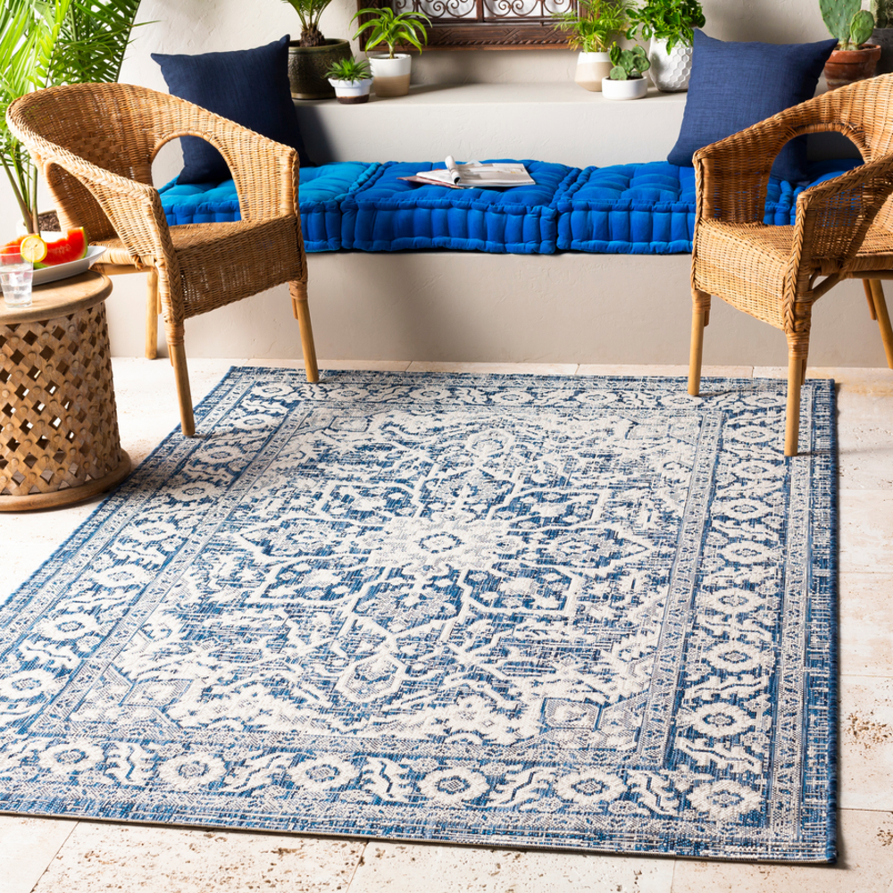 EAG2336-679 6 ft. 7 in. x 9 ft. Eagean Machine Woven Rug, Navy, Denim & White