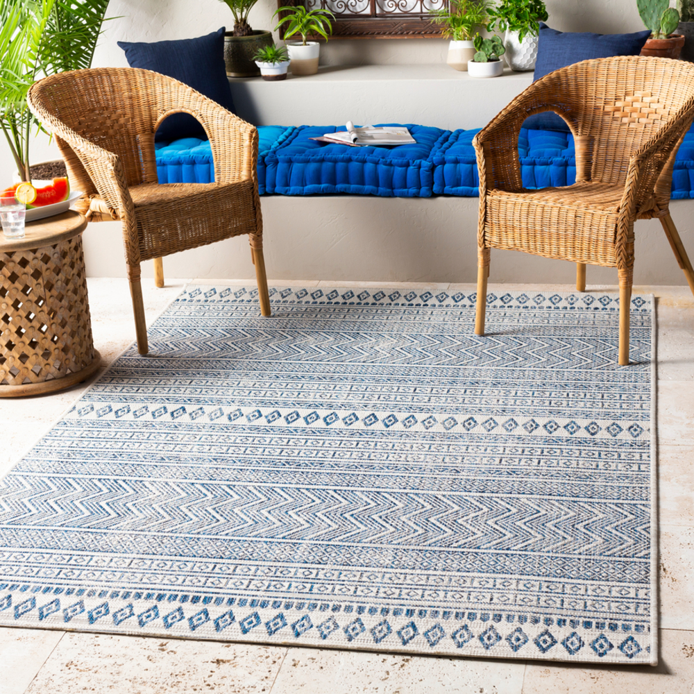 EAG2344-23 2 ft. x 2 ft. 11 in. Eagean Machine Woven Rug, Denim, Navy & White
