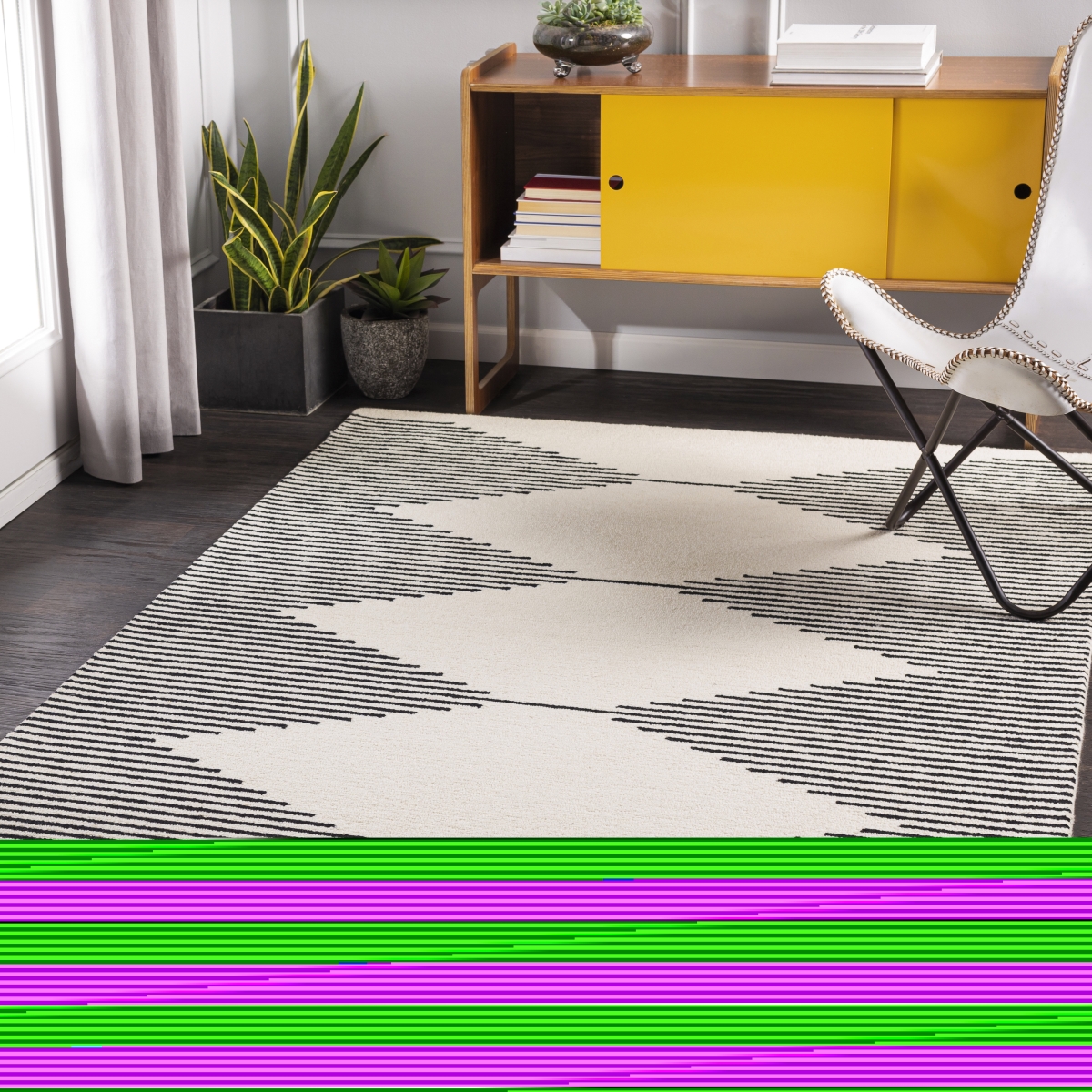 GND2331-8RD 8 ft. Granada Round Area Rug, Black & Beige