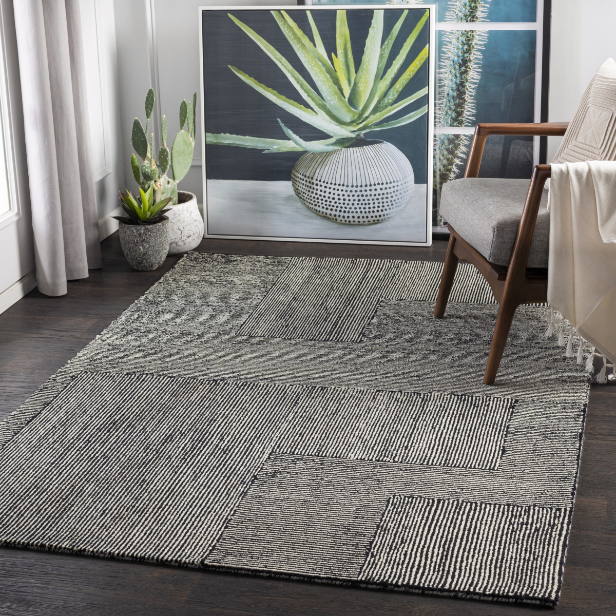 MAR2320-576 5 ft. x 7 ft. 6 in. Maroc Rectangle Area Rug, Black & Cream