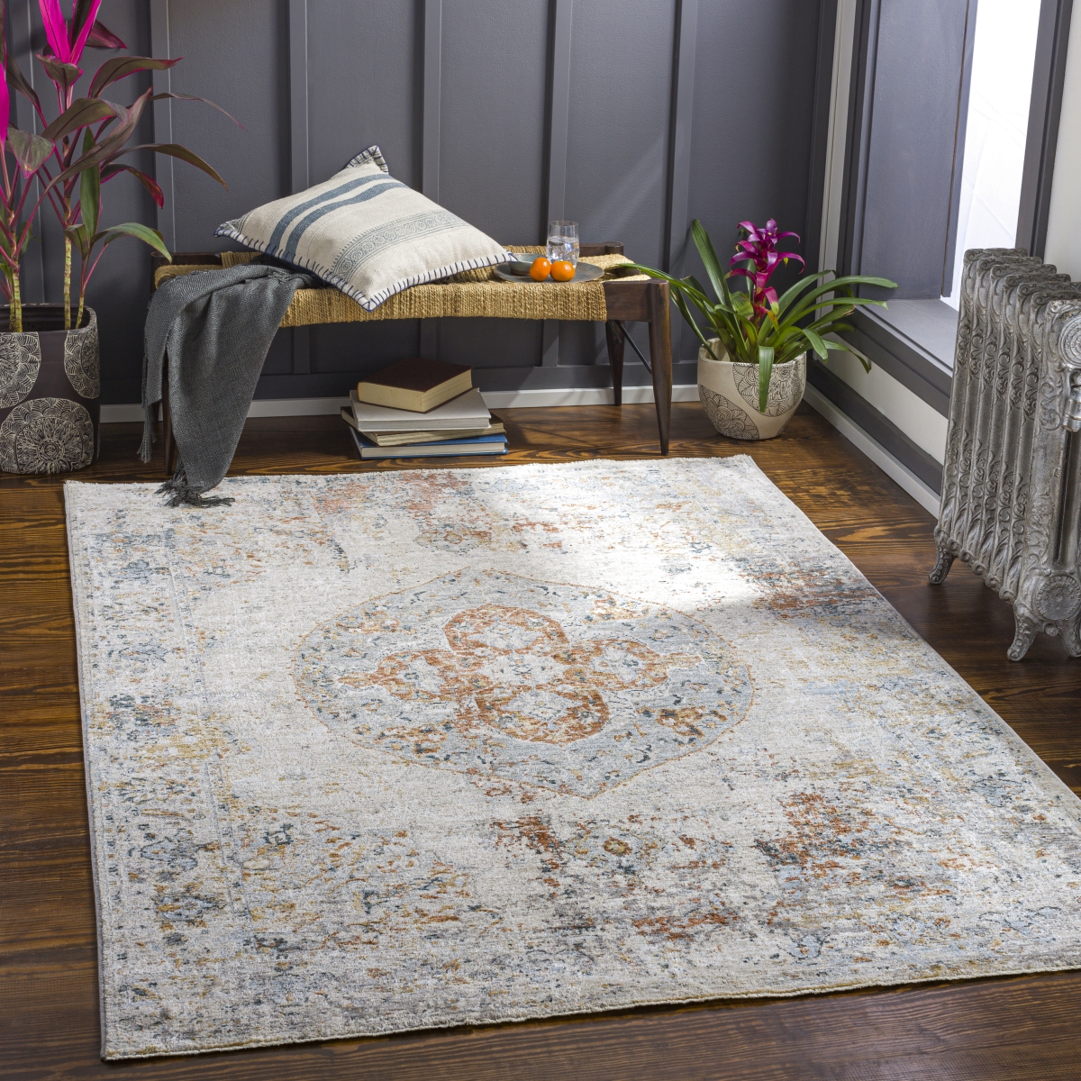 LAA2307-710RD 7 ft. 10 in. Laila Round Rug, Multi Color
